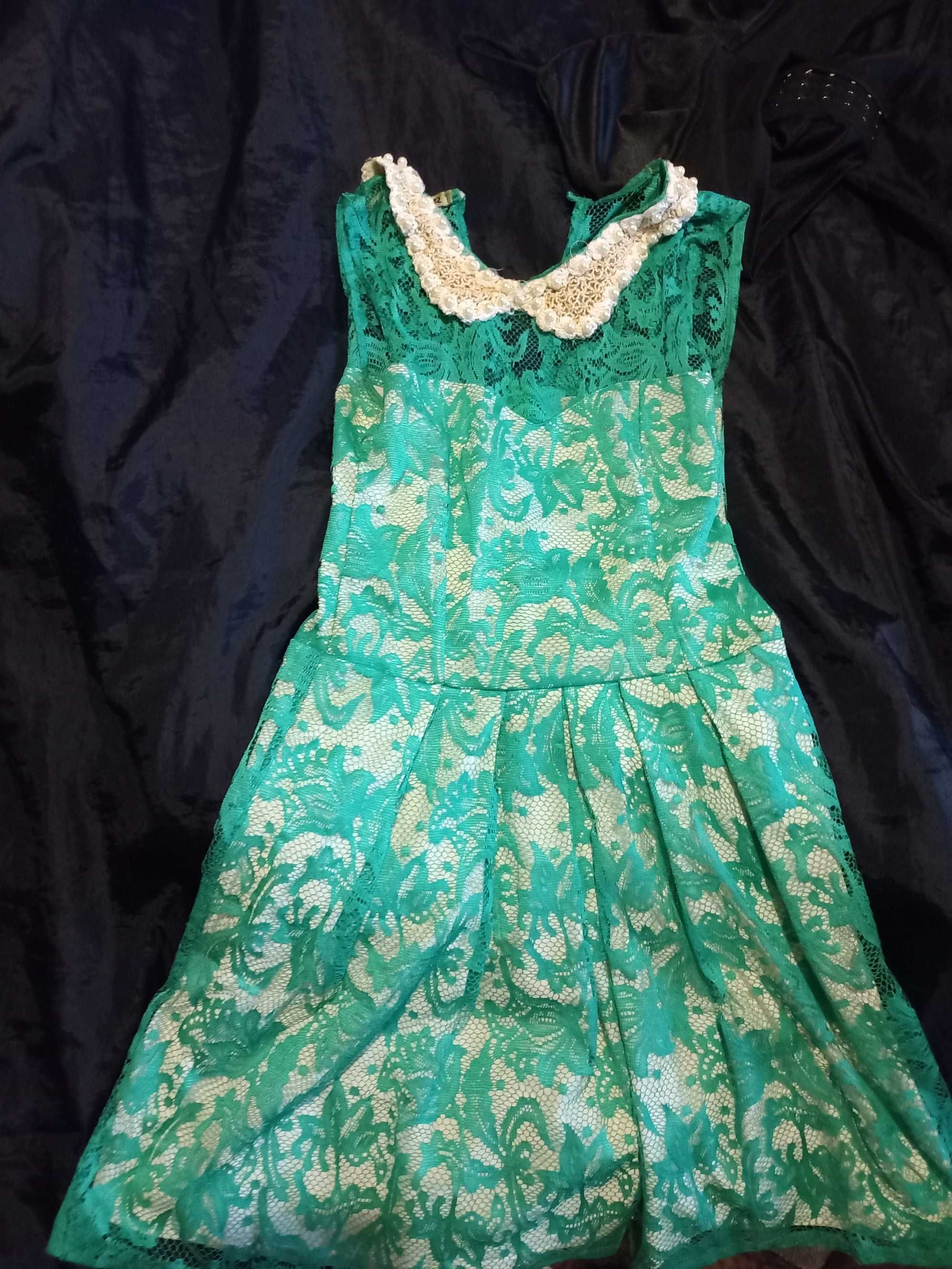 Нарядне зелене плаття