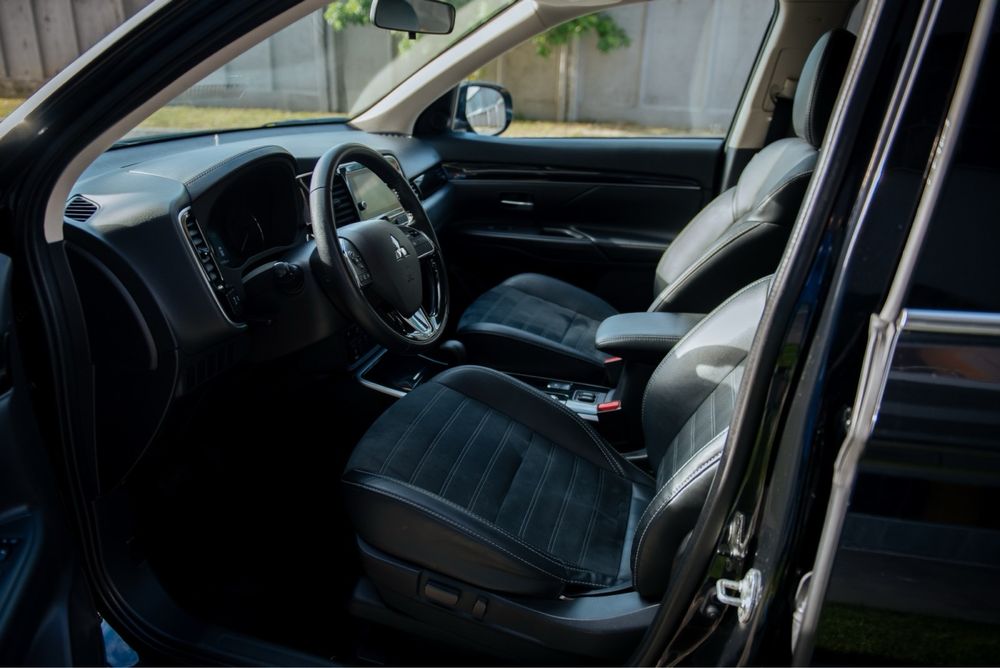 Mitsubishi Outlander III