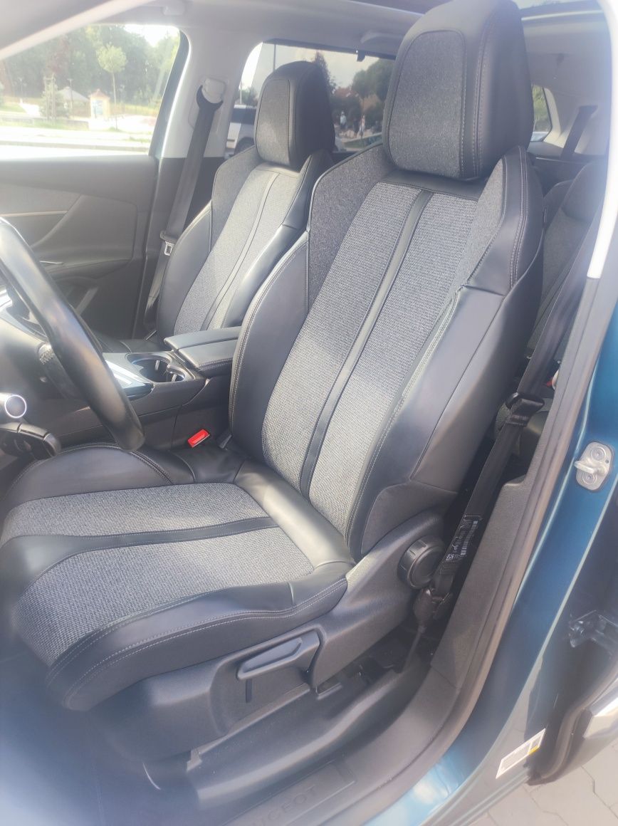Peugeot 5008  panorama dach