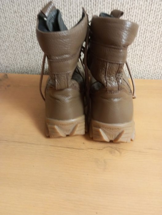 Берці демісезонні 40розмір устілка 26.5см.