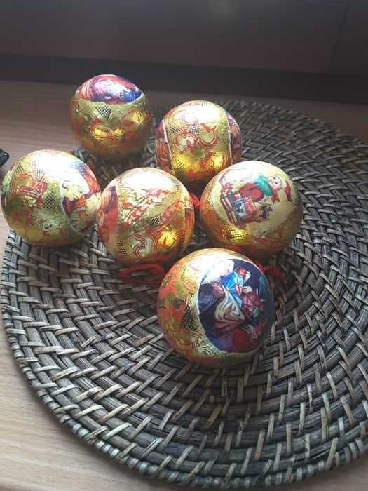 Stare bańki styropianowe na choinkę