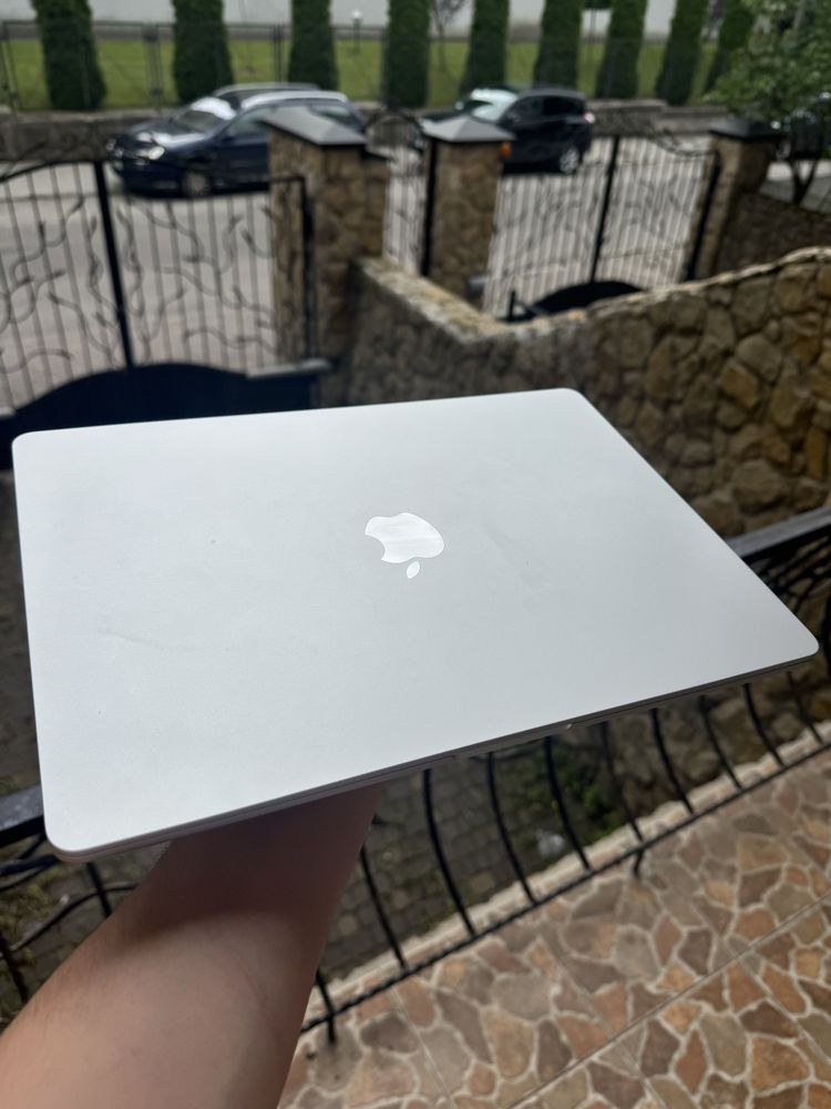 Macbook air15 m2 2023