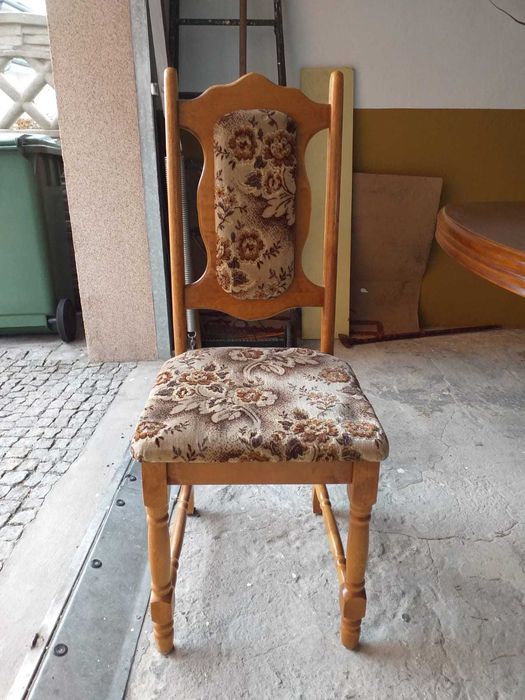 Stół rozkładany z krzesłami x6