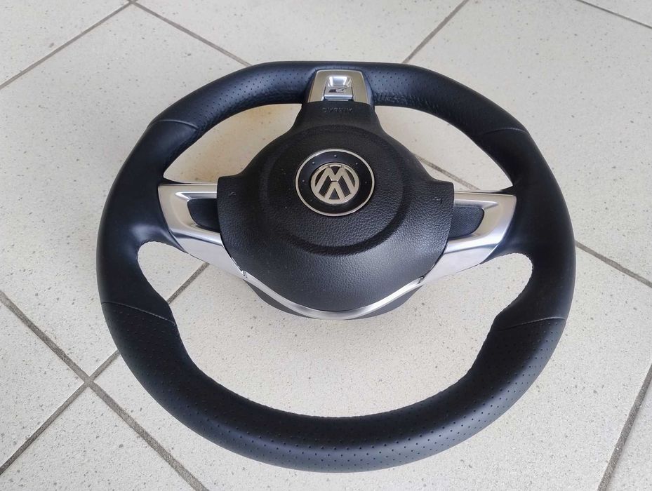 Kierownica R-Line Nowa Czarna Skóra   VW golf Scirocco Polo 6R