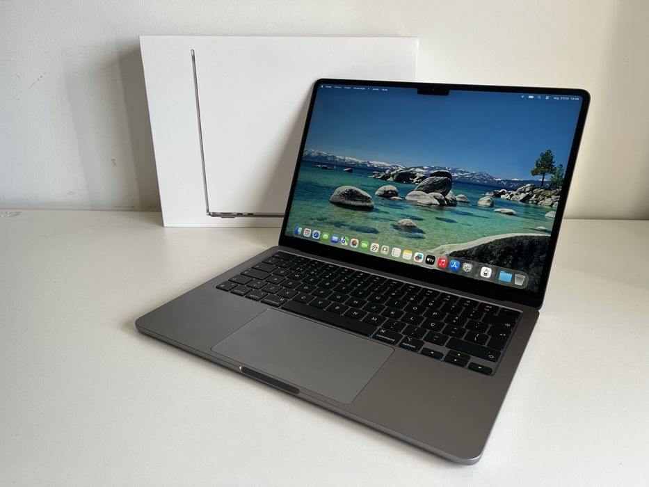 MacBook Air 13.6" Cinzento Sideral - M2/8GB/256GB/100% Bateria/PT-PT