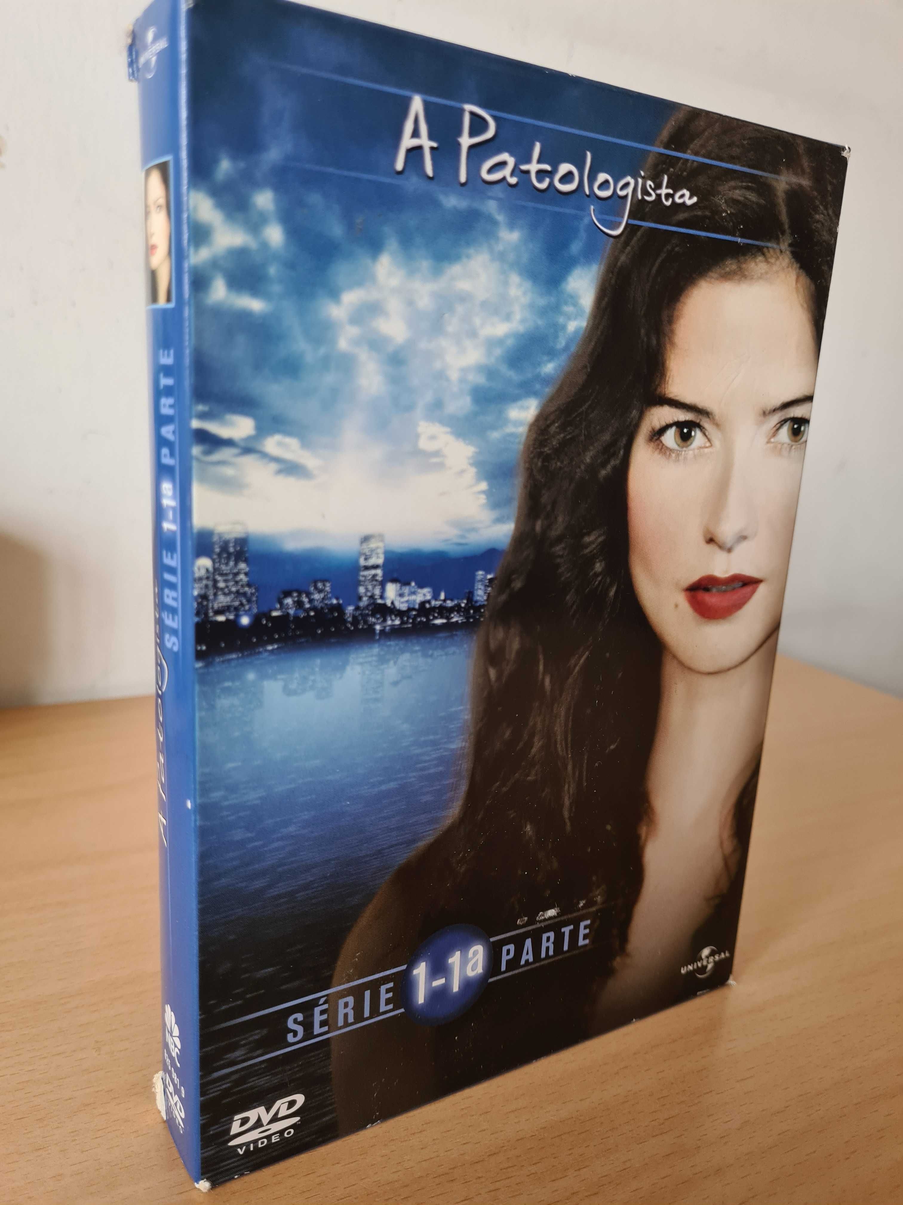 3 DVDs com a Primeira Temporada (parte 1) de "A Patologista"
