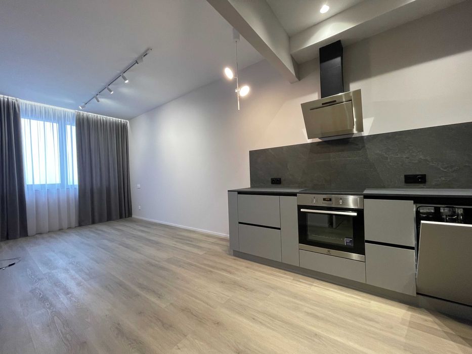 1 кім. 58,8 кв.м. Delmar, А. Верхогляда 14а