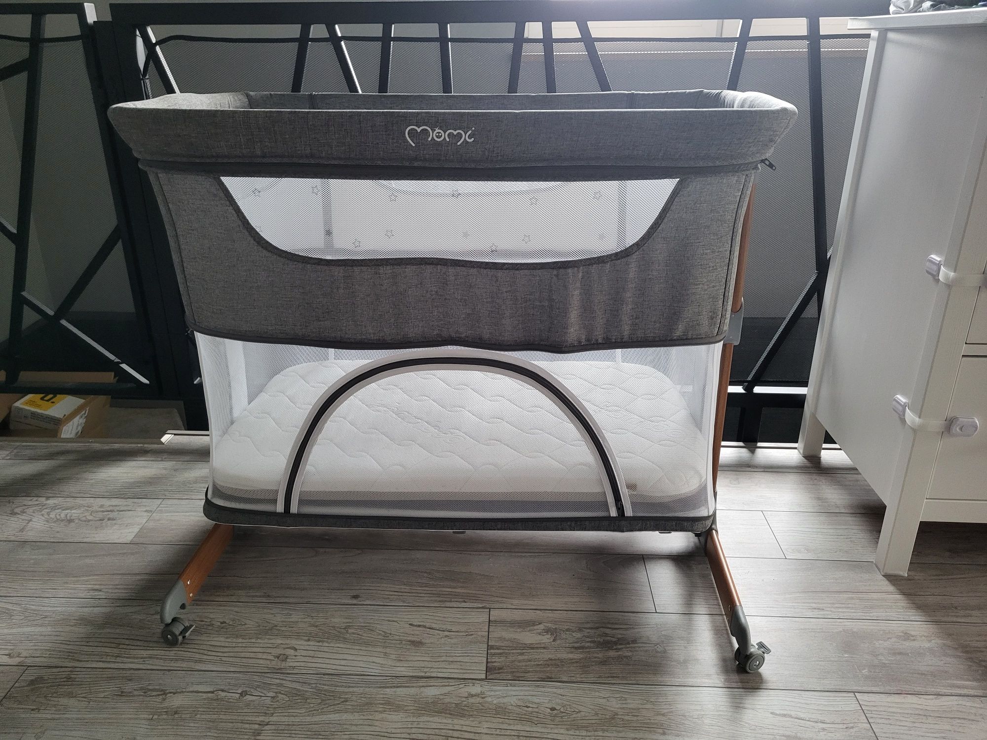 Łóżko dostawne Momi smart bed