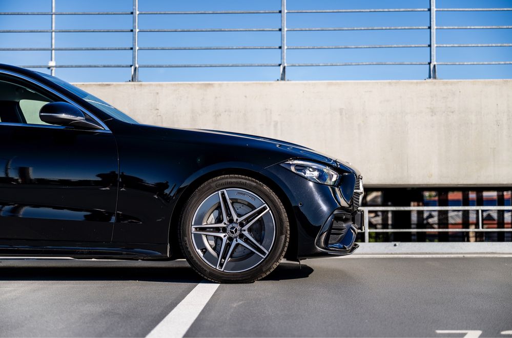 Wynajem samochod Mercedes C200D AMG wypozyczalnia aut