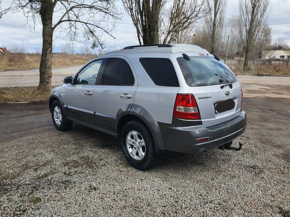 Kia Sorento 2006рік 2,5дизель 4×4 для військових