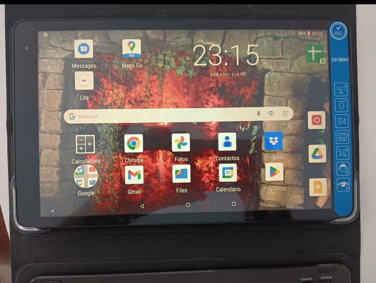 Tablet Alcatel com teclado e capa
