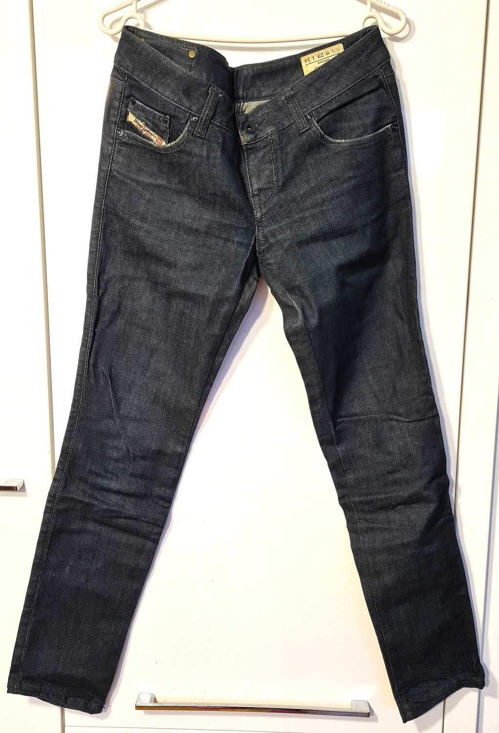 Jeansy Diesel Cuddy 29/34 granat