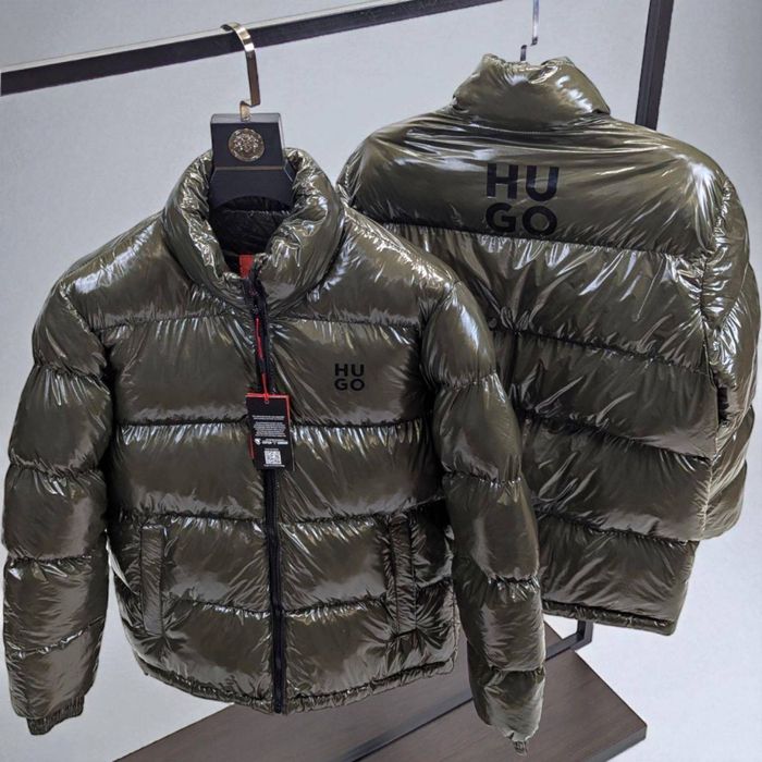 Зимова пуховик Hugo глянцевий хакі пуховик хюго хакі чоловічий
