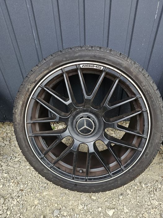 19 Mercedes AMG koła