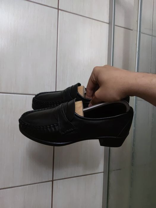 buty damskie 39 Ajas czółenka mokasyny obuwie czarne 39 But skórzane c