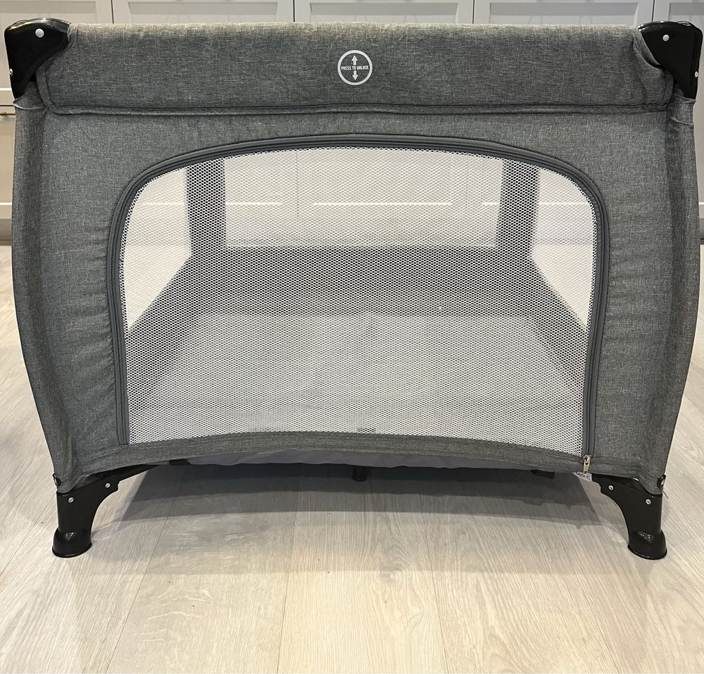 Манеж дитячий Caretero Quadra Grey Кульки для сухого бас у подарунок