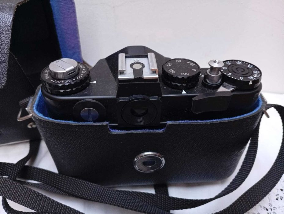 Máquina Fotográfica analógica - Zenit 12 XP