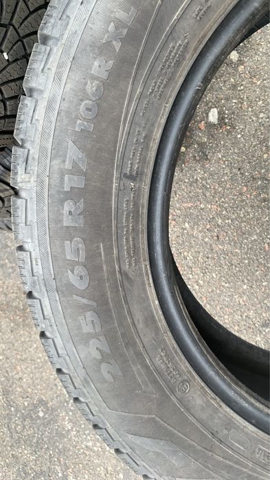 Зимові шини 225/65 R17 Nokian