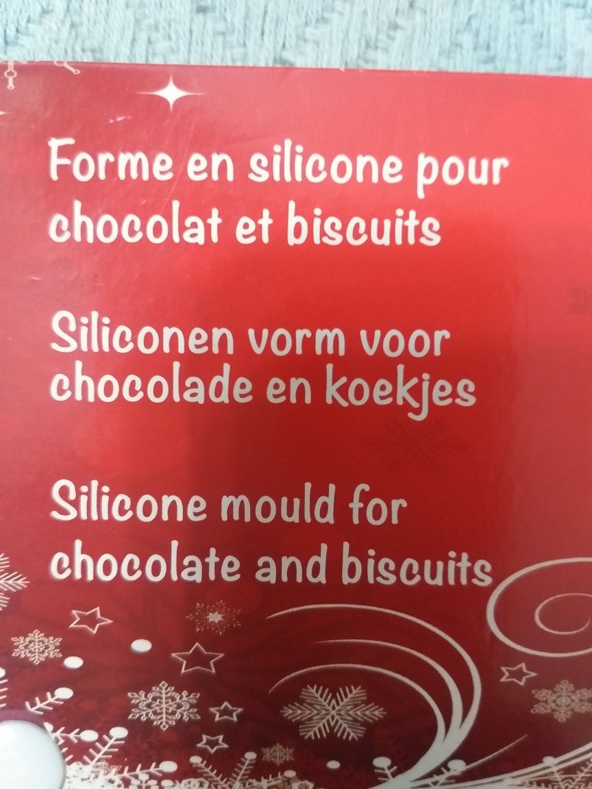 Formas em silicone para chocolate e bolos (por estrear)