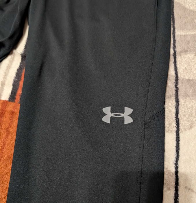 Мужские спортивные штаны Under Armour, размер M