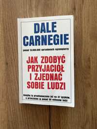 Książka „Jak zdobyć przyjaciół i zjednać sobie ludzi”