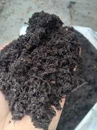 Kompost Ekologiczny .Naturalny nawóz ,ziemia pod warzywa