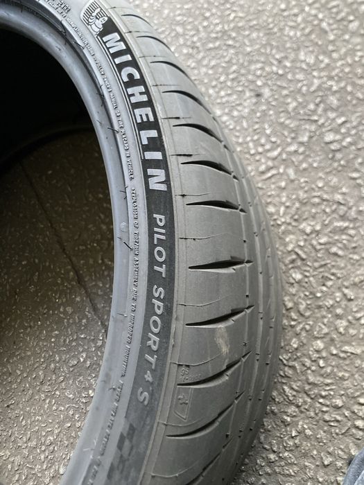 285/30/22 - Michelin Pilot Sport 4 S
