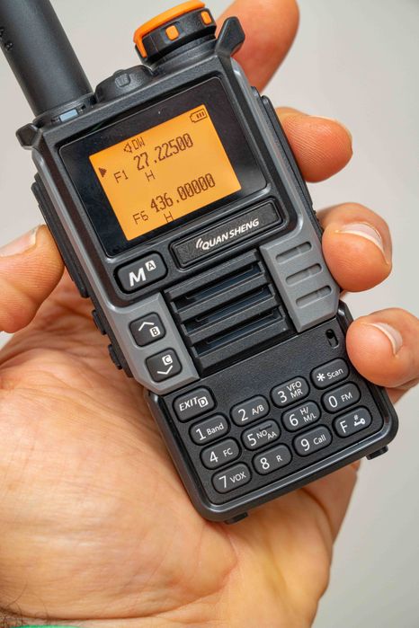 walkie talkie Quansheng UV-K5(8) novo na embalagem.