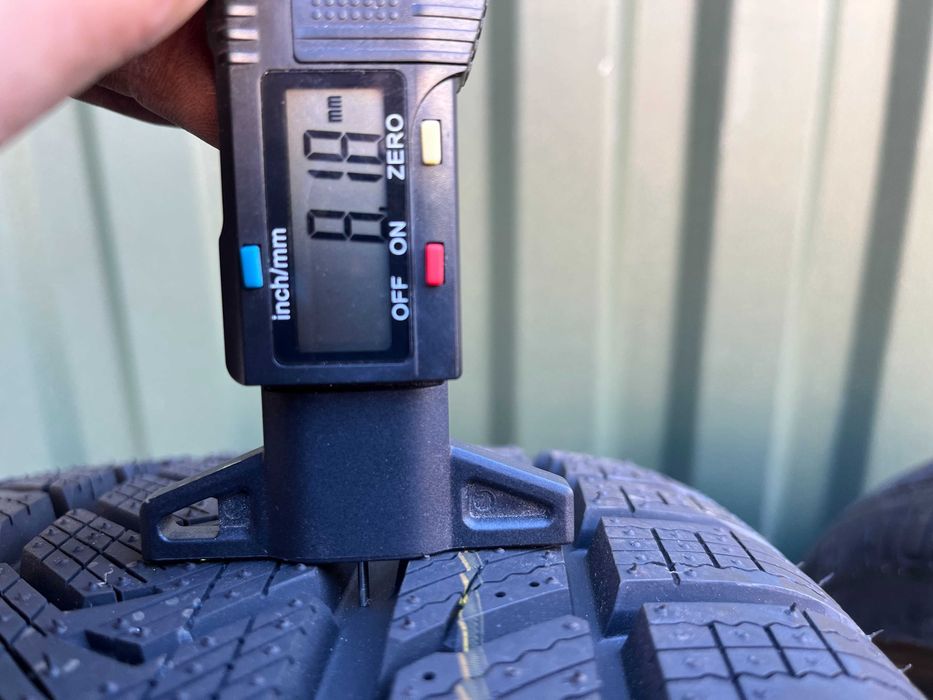 ШИНИ зимові 225/45 R18 Gripmax Status proWinter