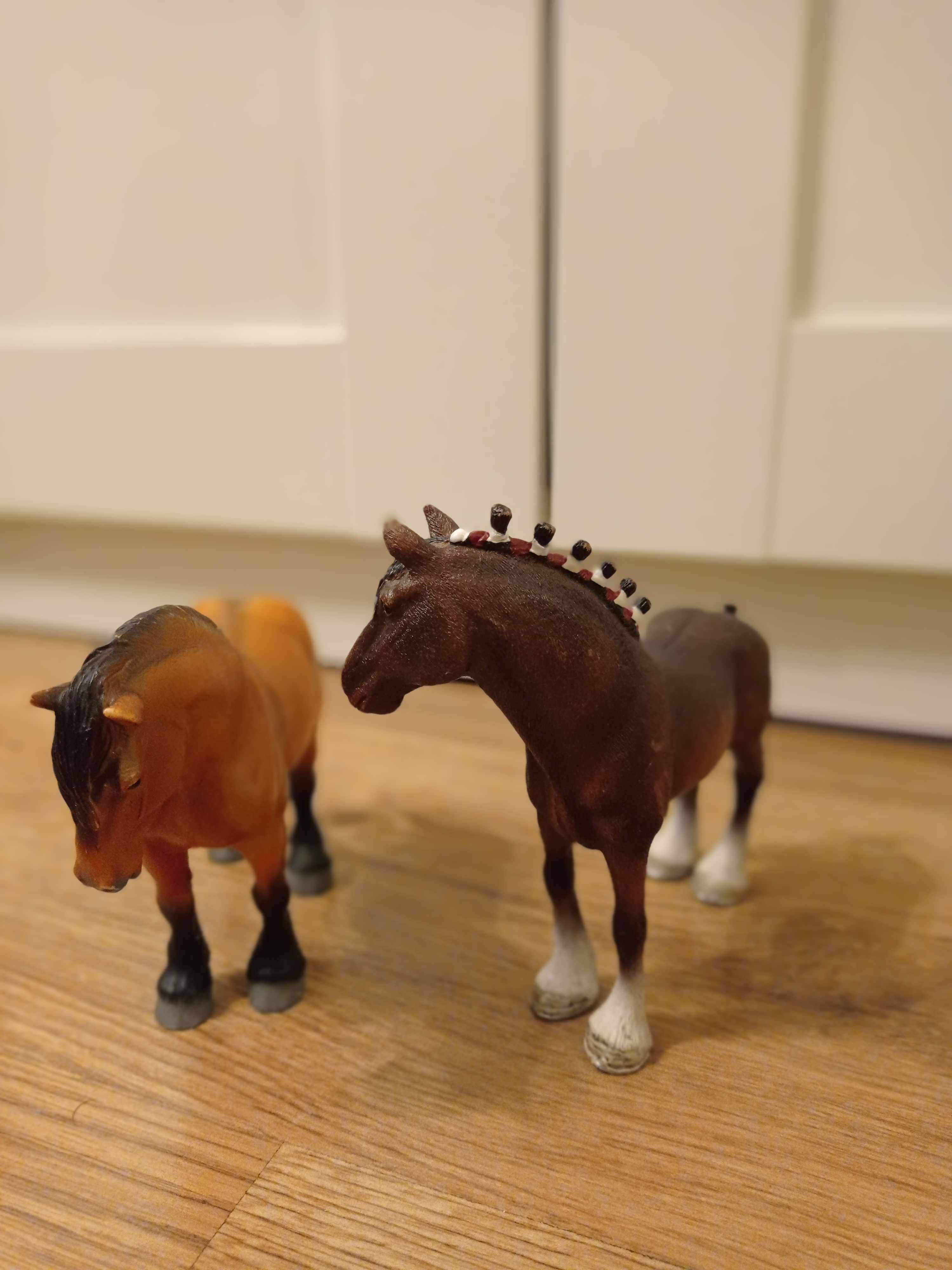 Konie- figurki z kolekcji Schleich + Collecta