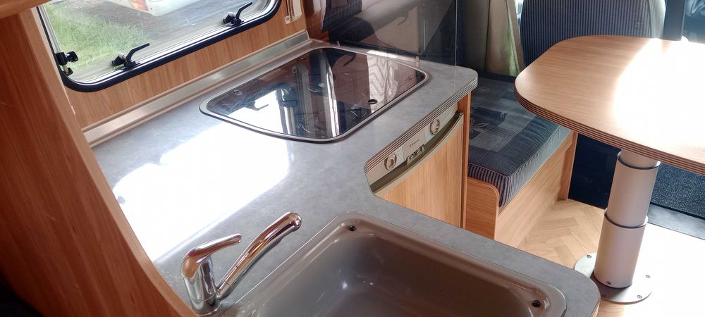 Autocaravana BURSTNER 2006