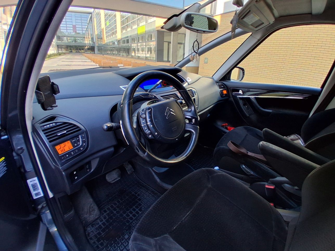Citroen C4 Picasso 2008 rok 2 l diesel