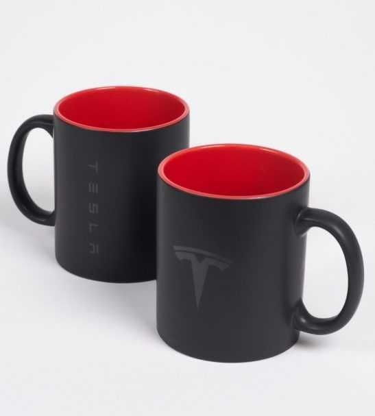 Caneca tesla preta com interior vermelha (Produto Oficial)