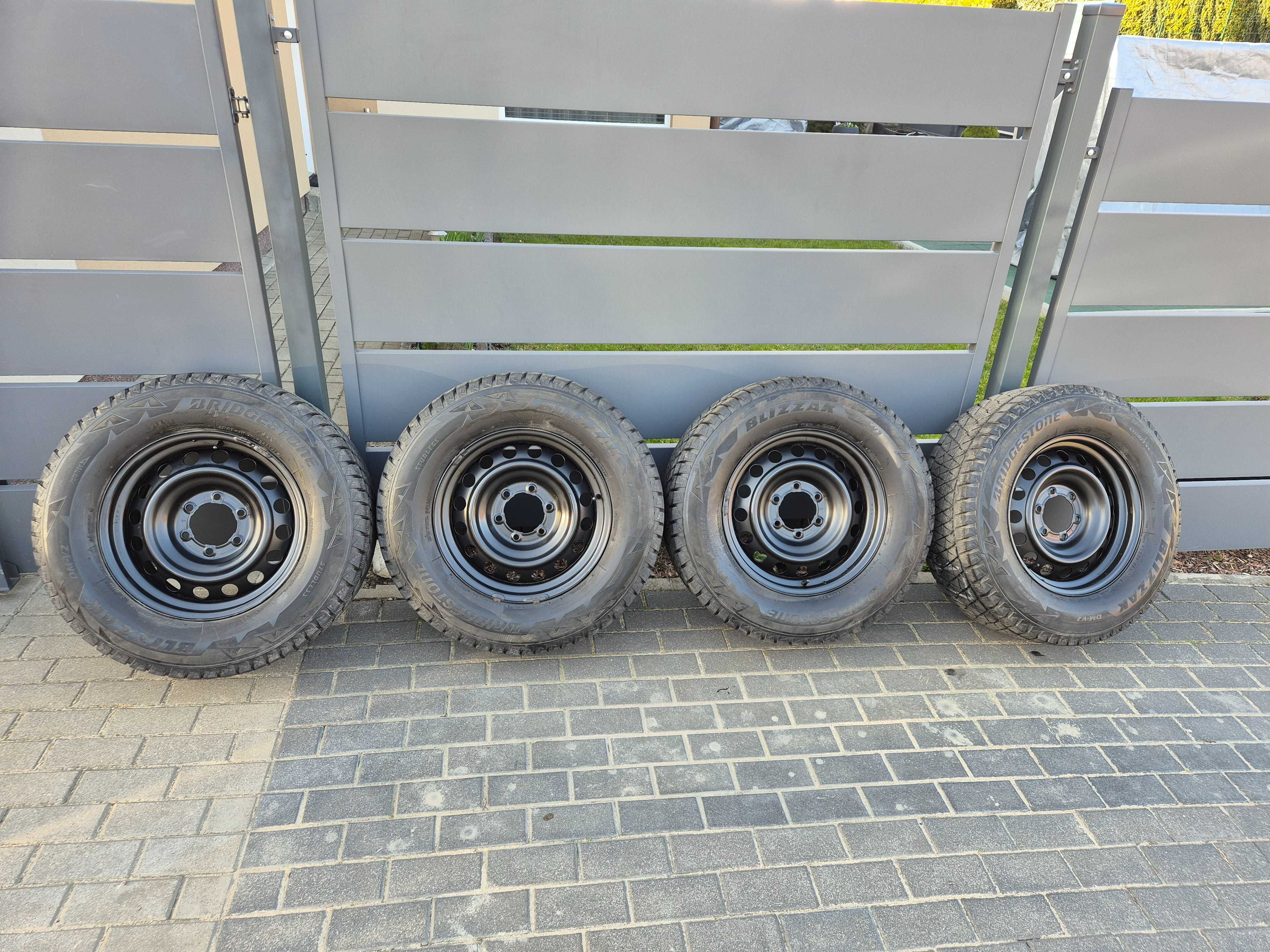 Felgi 265/65/17 i opony bridgestone blizzak Toyota Hilux