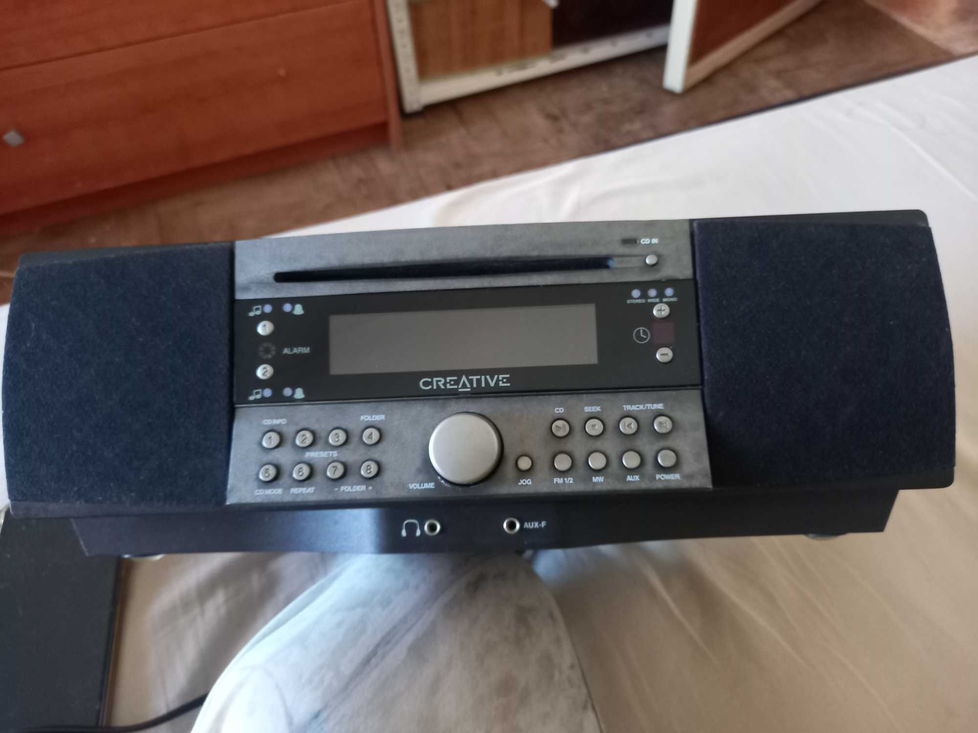 Rádio/cd 740-CREATIVE SOUND WORKS antigo