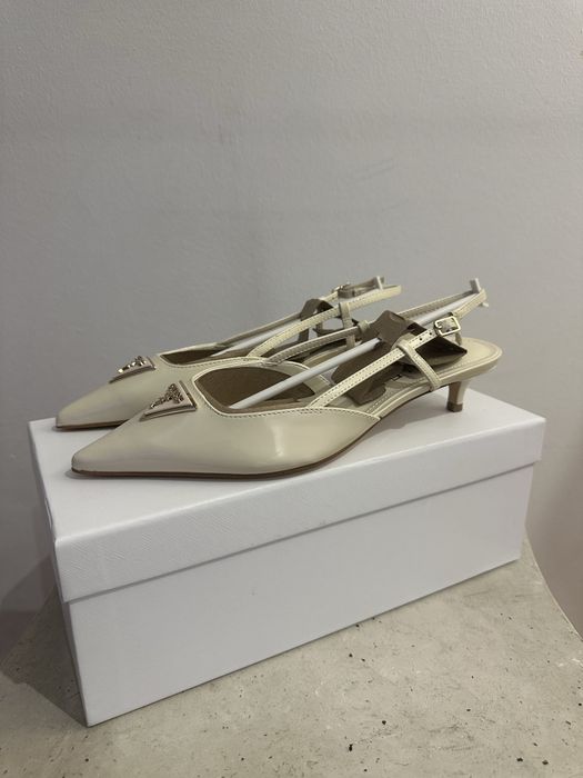 Sapato Guess Kitten Heels