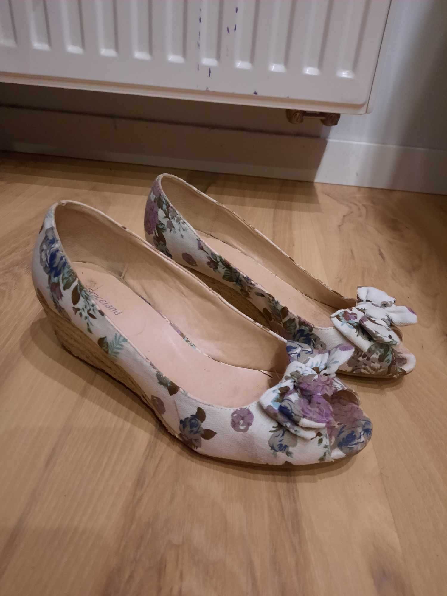 Buty na małym obcasie mały obcas sandały sandałki na koturnie koturn