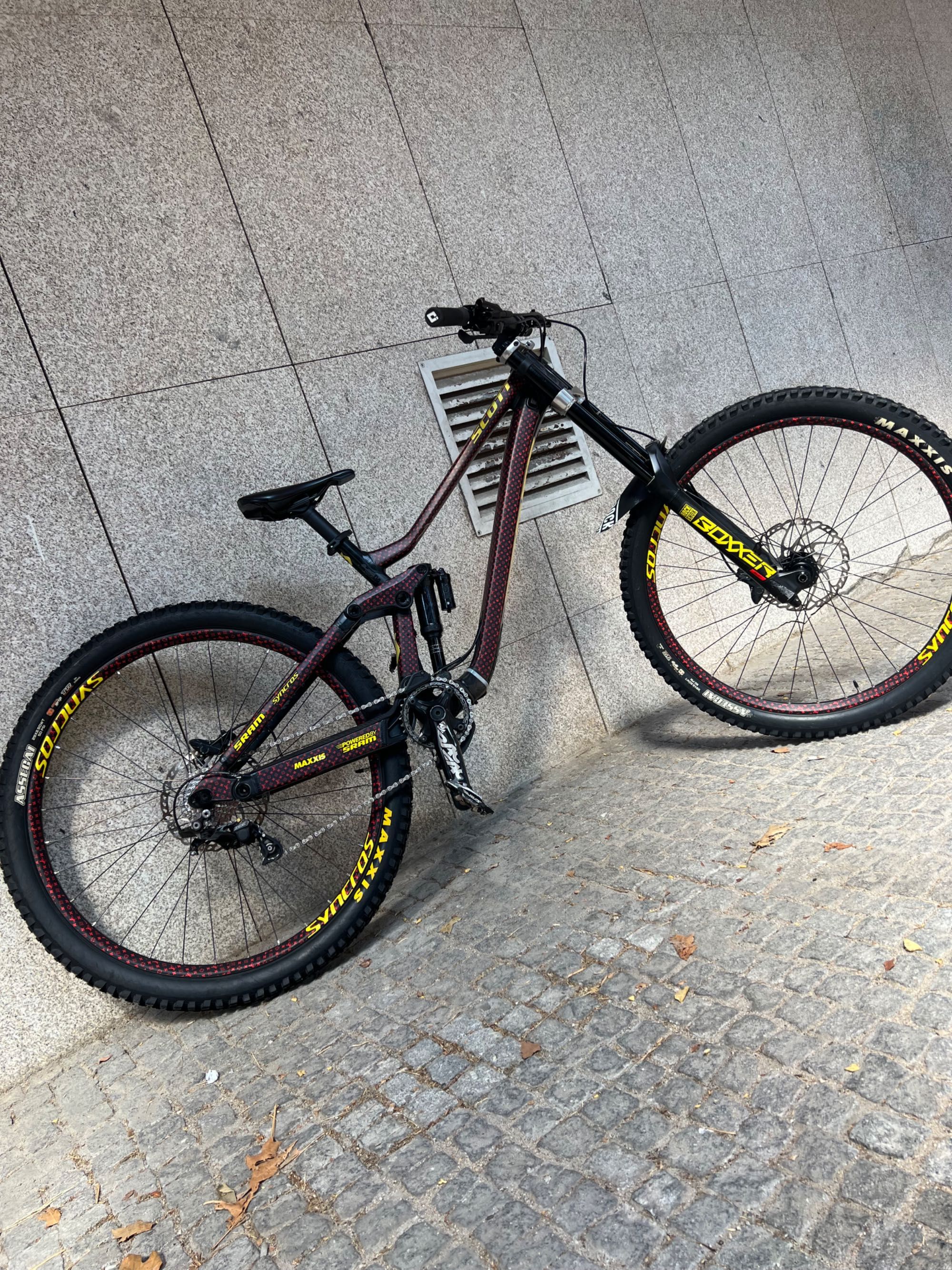 Scott gambler 930 Downhill L