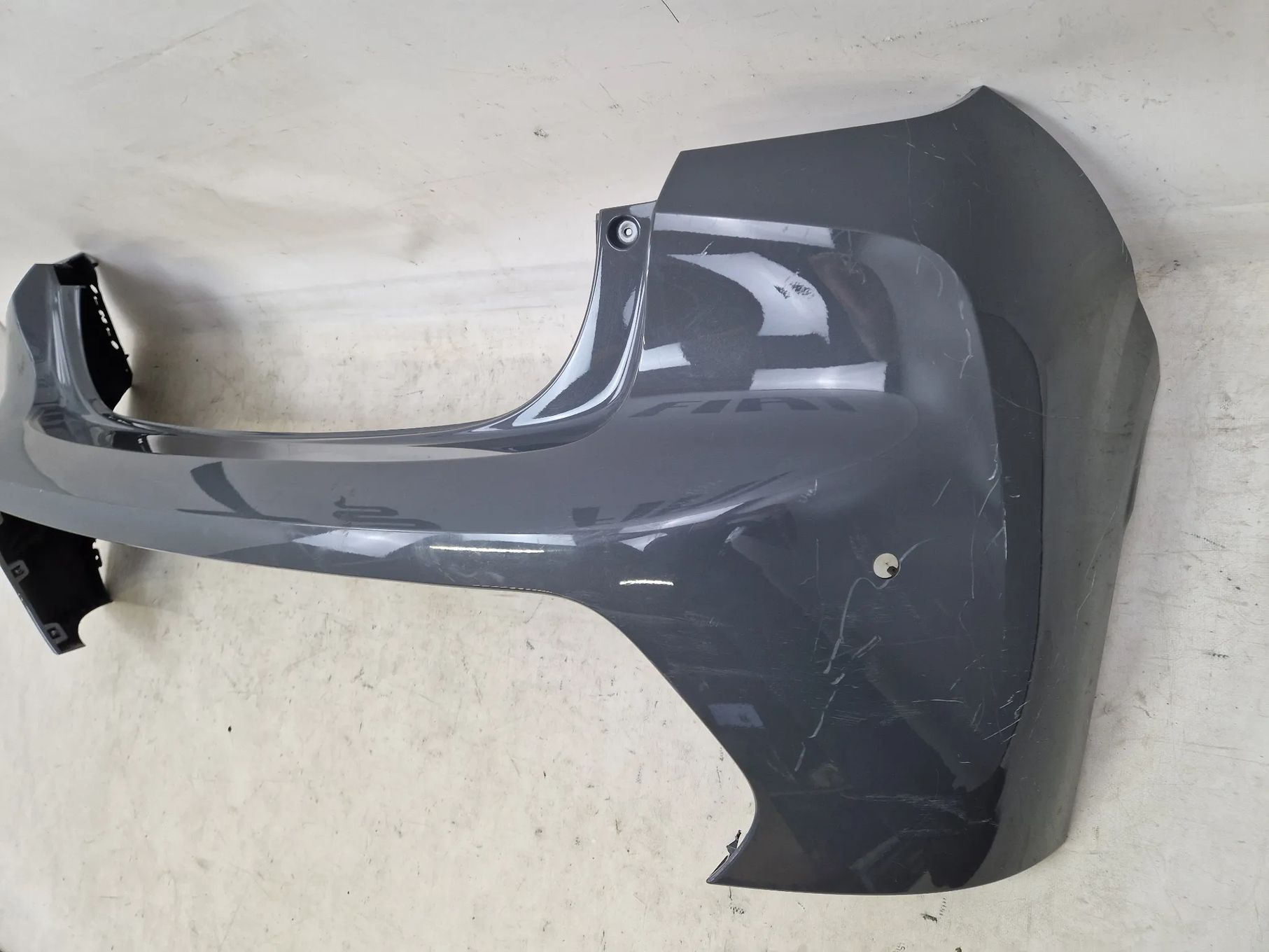 Zderzak tył tylny dokładka tylnego zderzaka Peugeot 208 II