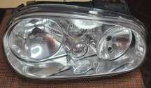 Farol GOLF 4 Direito