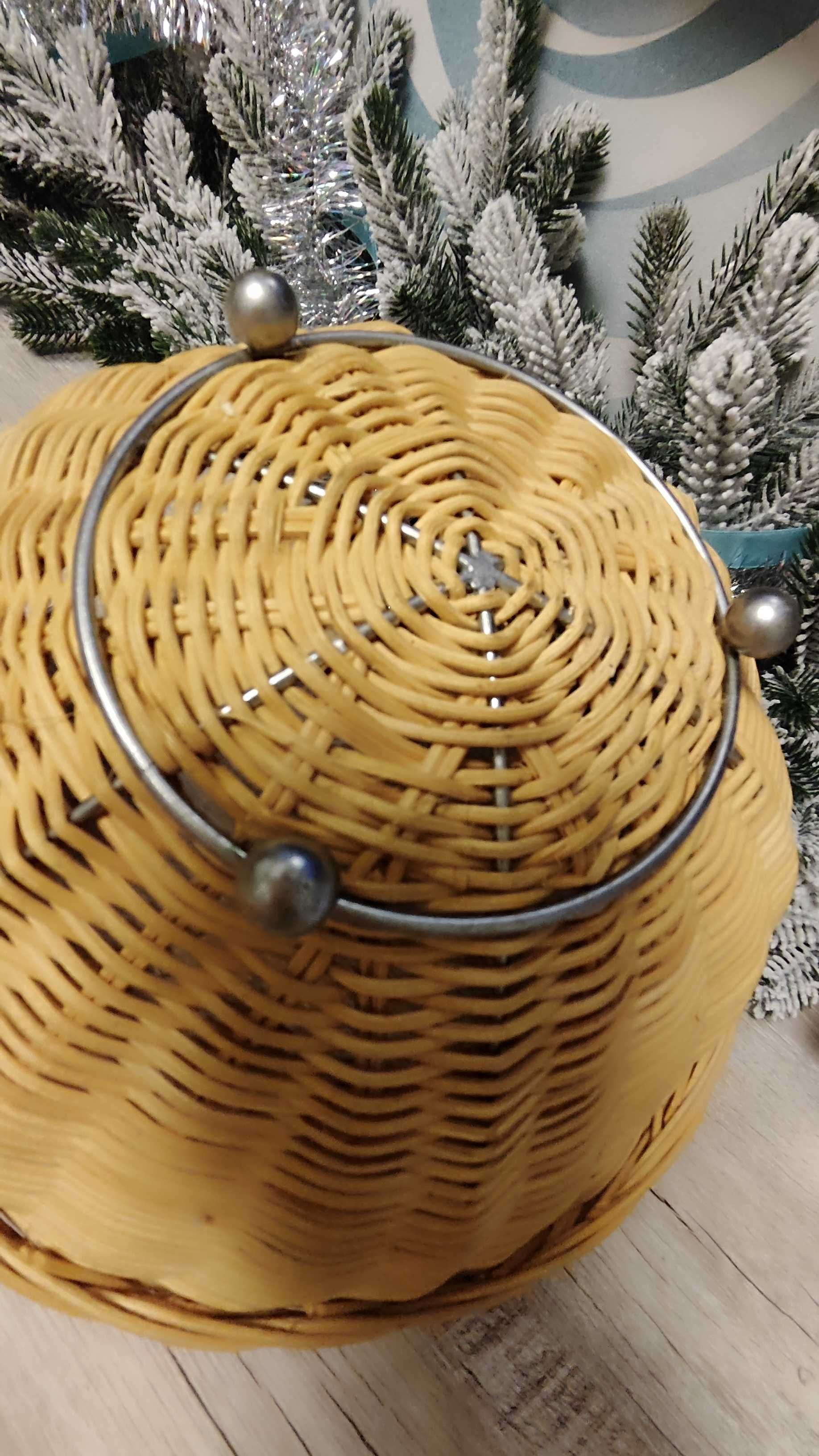 Корзина для фруктів плетена