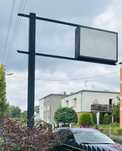 Baner reklamowy przed lokal