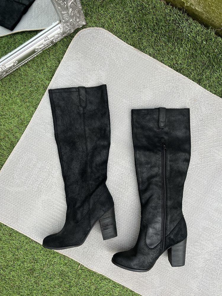 Осінні жіночі черевики чоботи шкіряні Karl Lagerfeld Guess