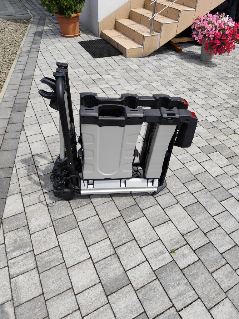 Bagażnik rowerowy Thule EasyFold XT 934 na 3 rowery z pokrowcem
