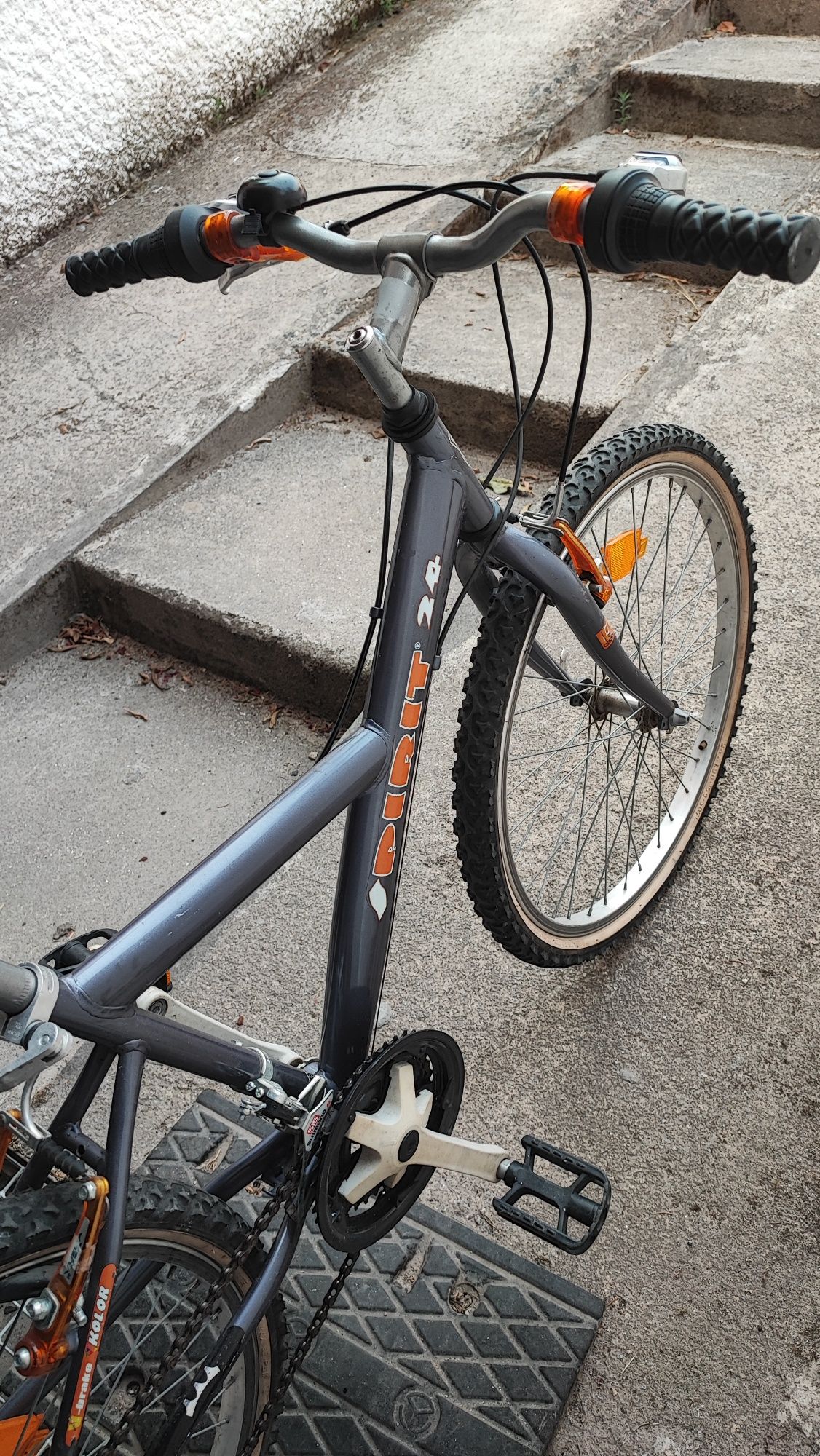 Bicicleta Dirt 24 SHIMANO - 21v