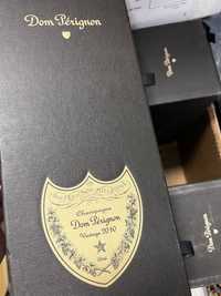 Коробки Dom Perignon та Cristal