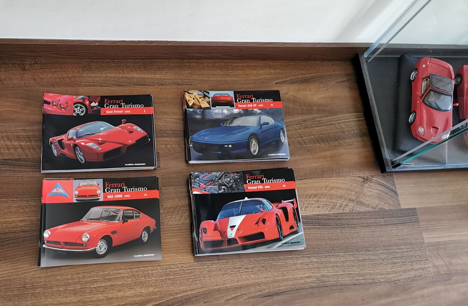 65 fascículos Ferrari Planeta de Agostini