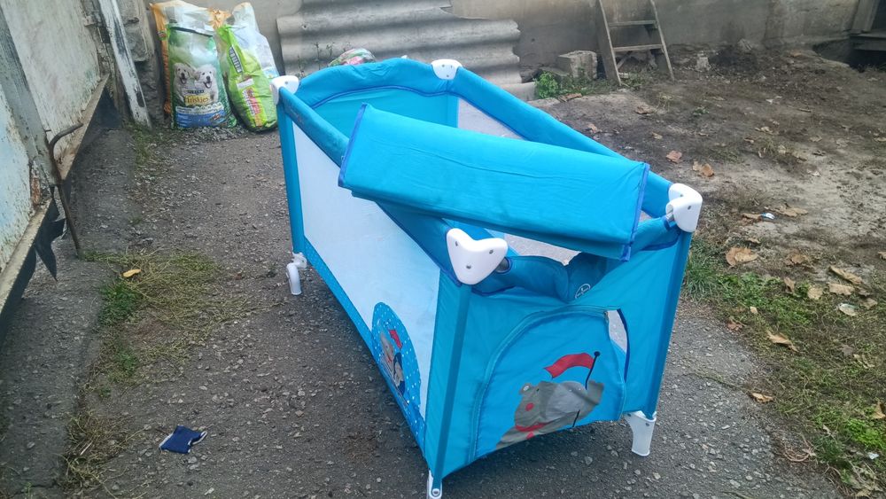 Манеж-кровать Capella Sweet Time. Б/У.