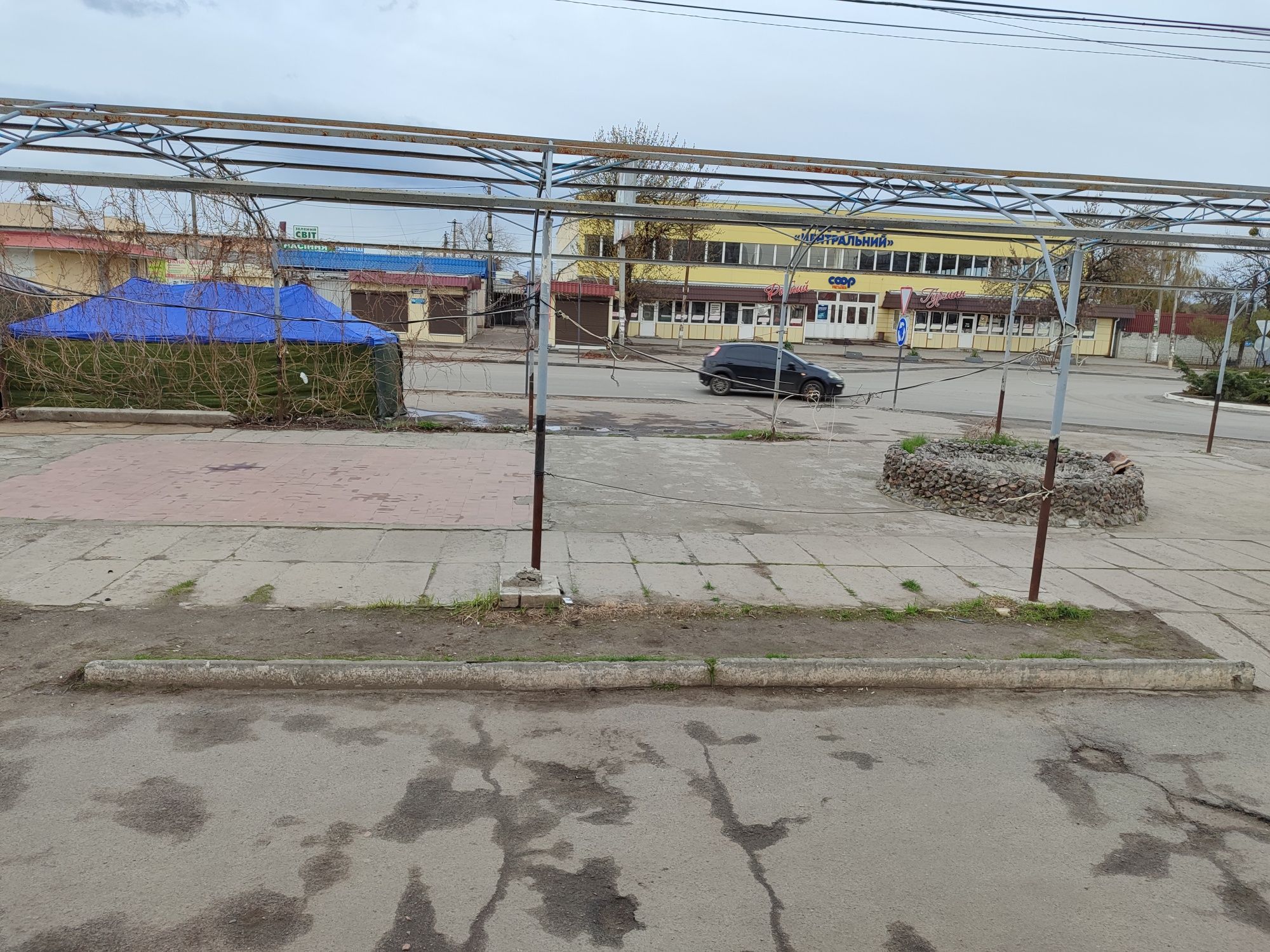 Продам приміщення комерційного призначення напроти центрального ринку