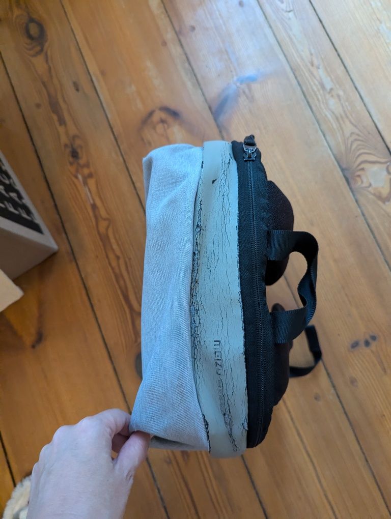 городской рюкзак антивор для ноутбука Meizu Backpack bag light grey